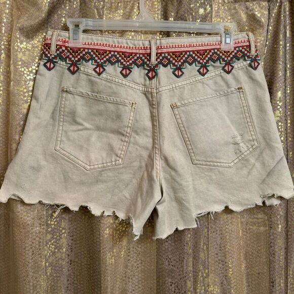Free People We The Free Borderline Southwestern Cutoff Shorts Size 31 - Picture 2 of 13